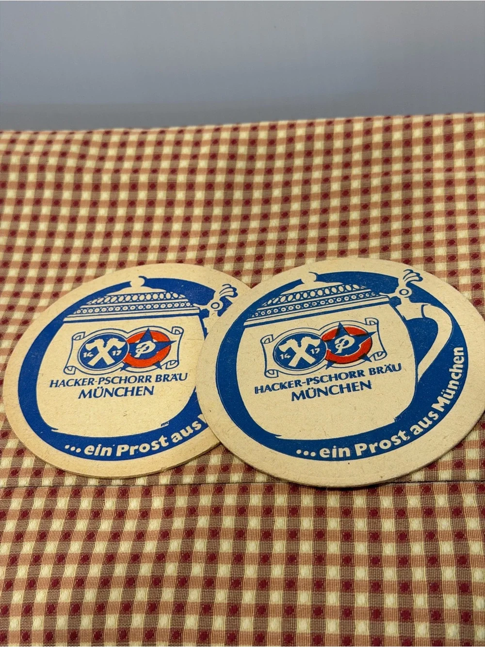 German Beer Bar Coasters 2 Hacker-Pschorr Brau Muchen...ein Prost aus Muchen